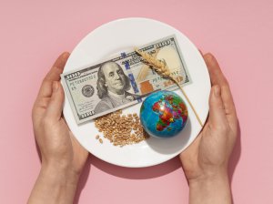 The Connection Between Food Prices and Economic Trends. 6 possible trends